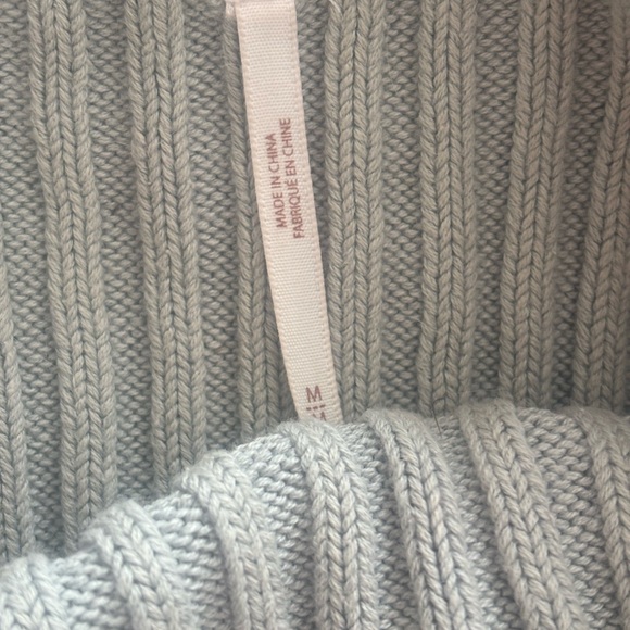 🌿BOGO FREE SALE Free People Light Sage Green Knit Cropped Tank Top — Size M - Picture 2 of 6